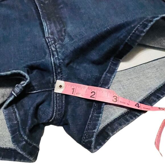 Express Rainbow Side Stripe Relaxed Low Rise Shortie Shorts - Size 8 - Picture 10 of 13